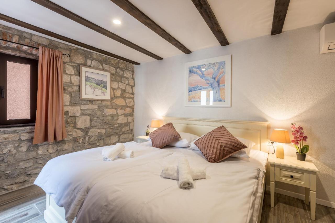 Old Town B&B Rooms Matusko Split Ngoại thất bức ảnh