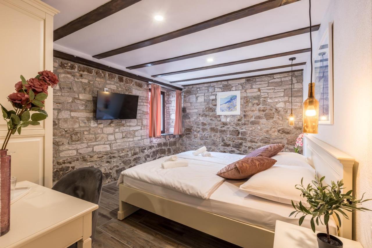 Old Town B&B Rooms Matusko Split Ngoại thất bức ảnh